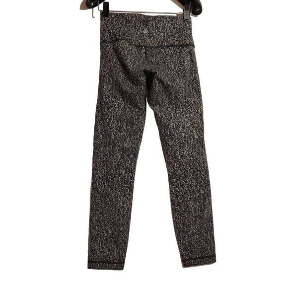 Lululemon Wunder Under Luon Suited Jaquard Cropped Leggings Size 4 Black White - Picture 3 of 10